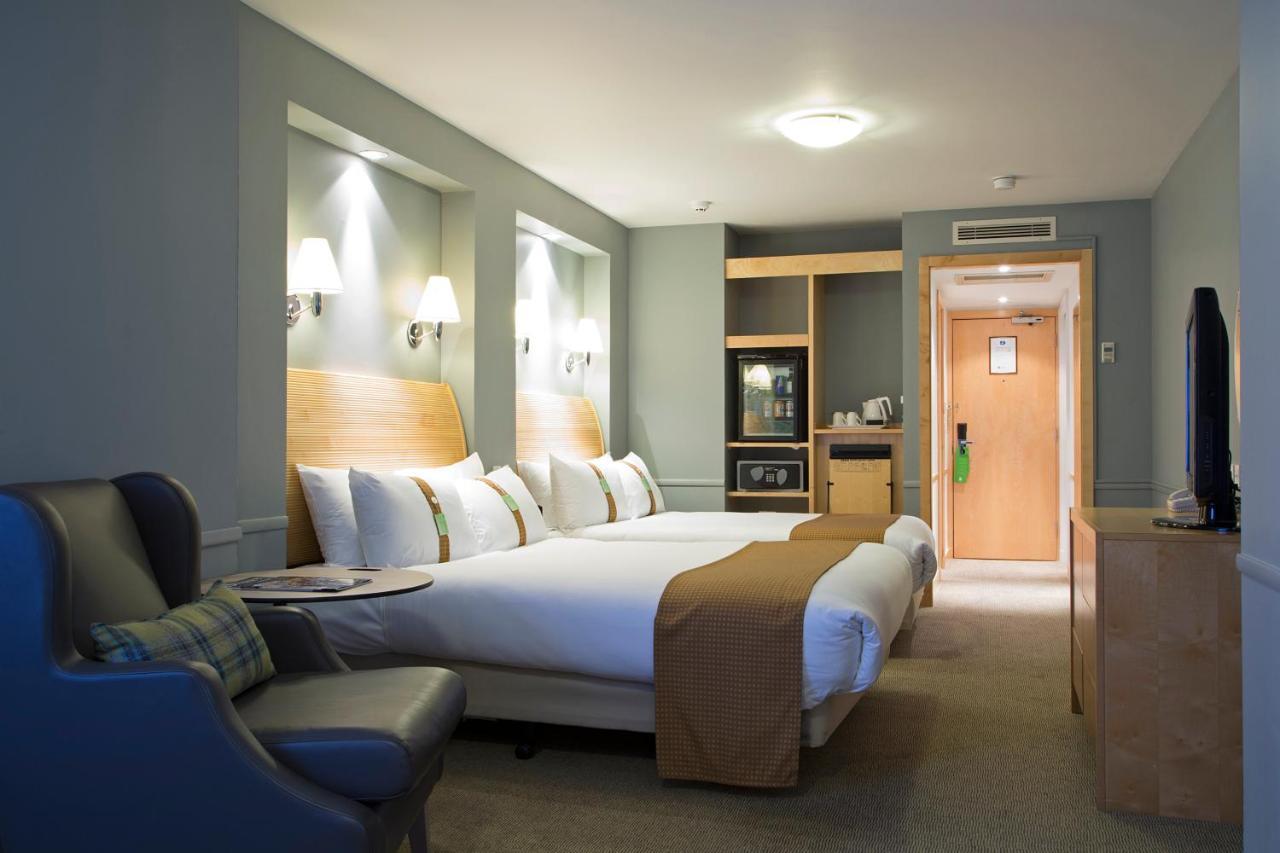 Holiday Inn Guildford By Ihg Kültér fotó