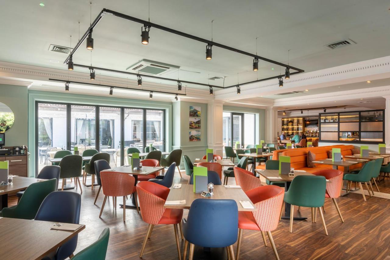 Holiday Inn Guildford By Ihg Kültér fotó