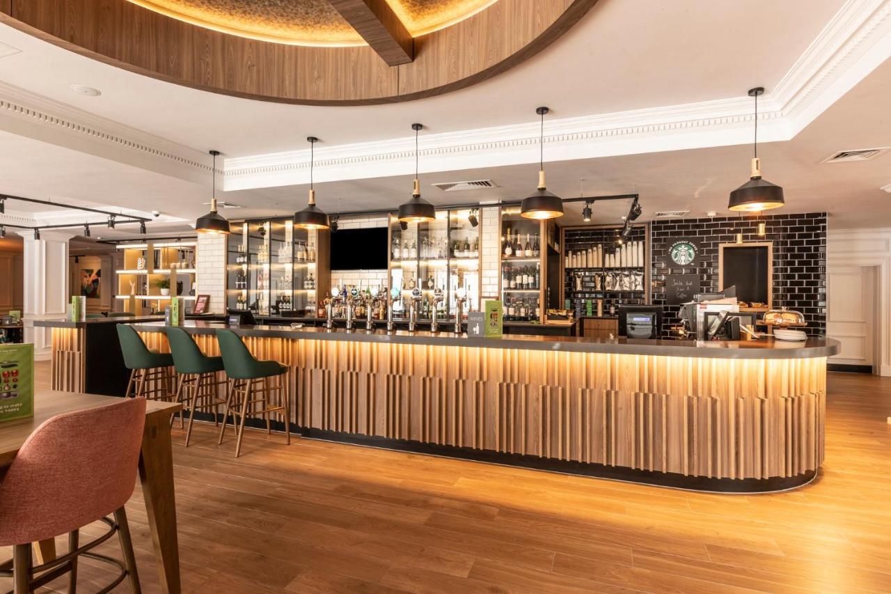 Holiday Inn Guildford By Ihg Kültér fotó