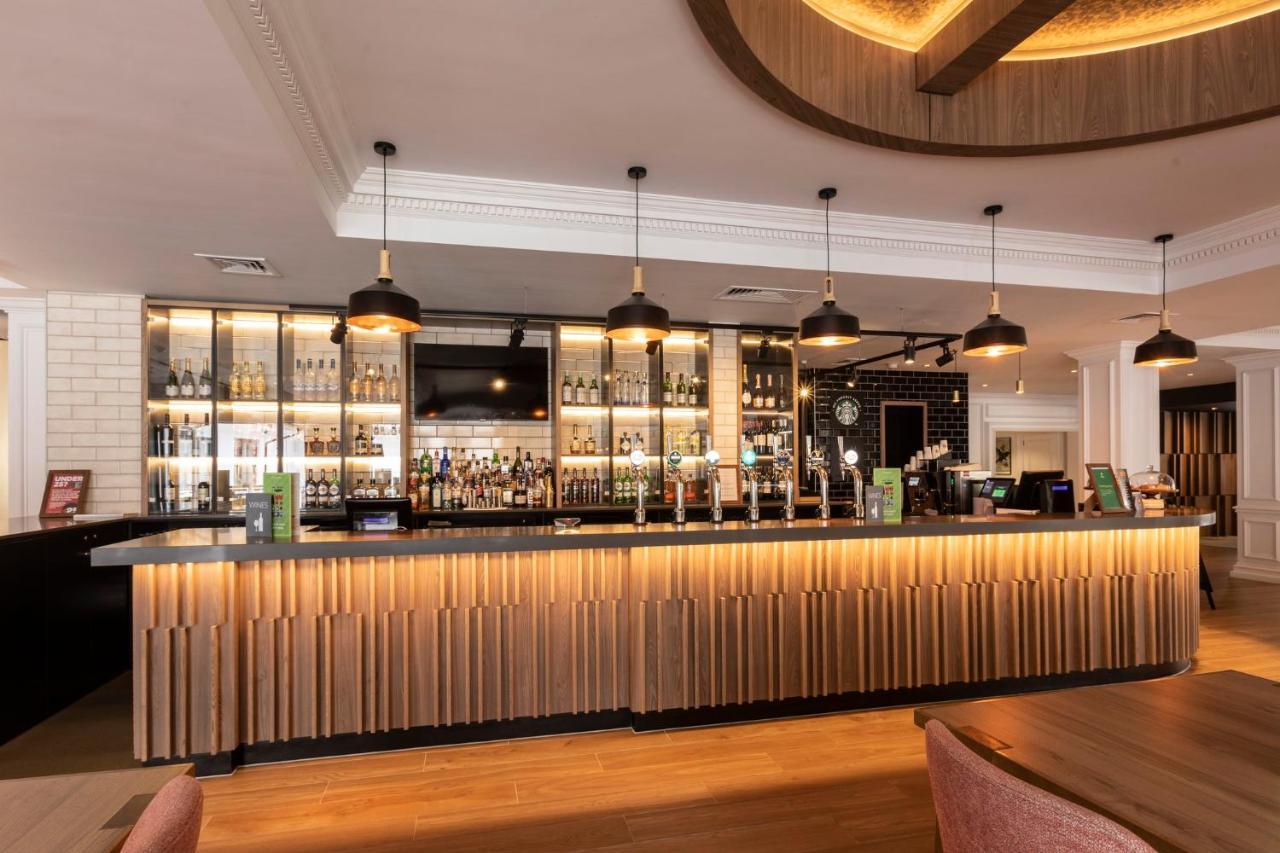 Holiday Inn Guildford By Ihg Kültér fotó