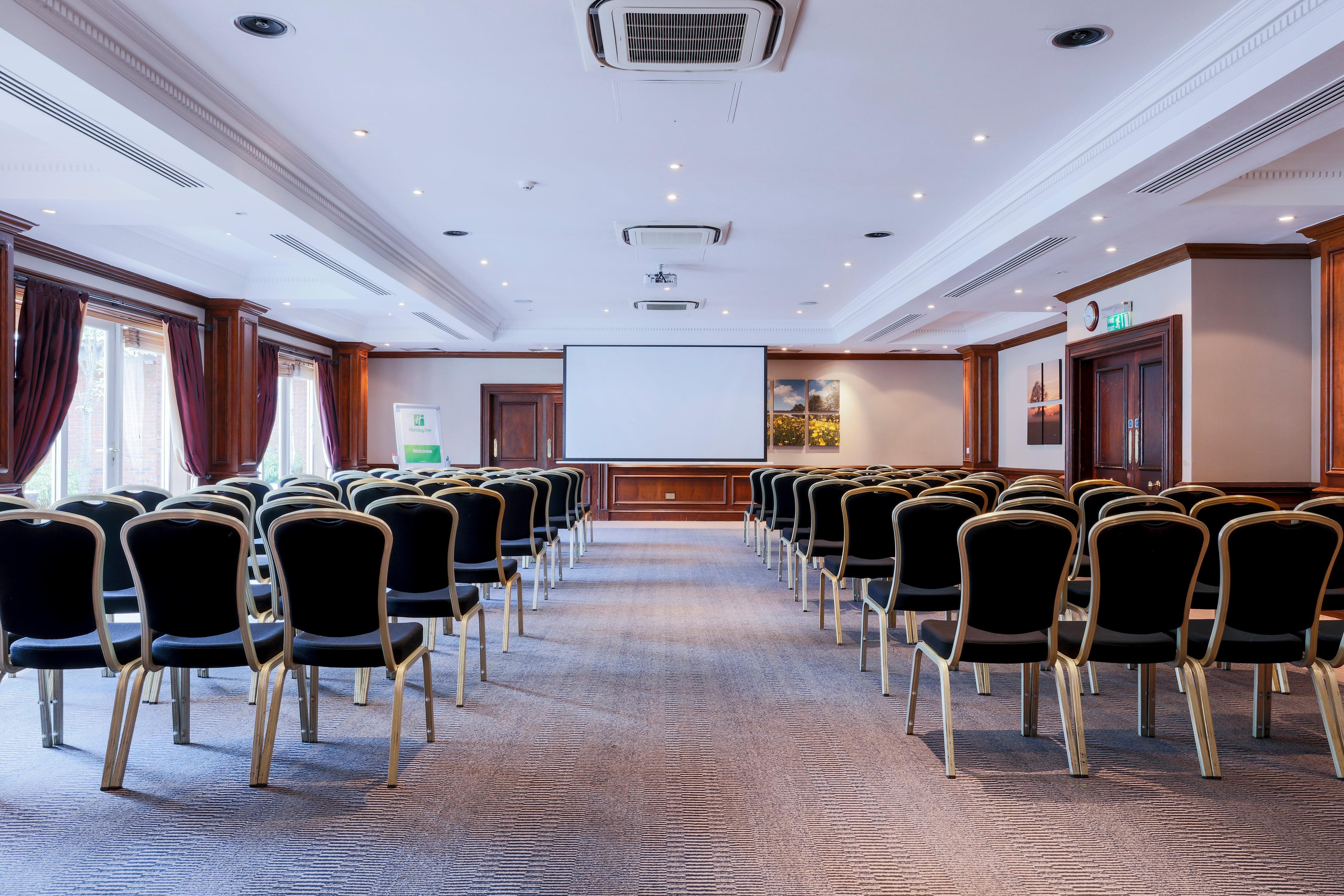 Holiday Inn Guildford By Ihg Kültér fotó
