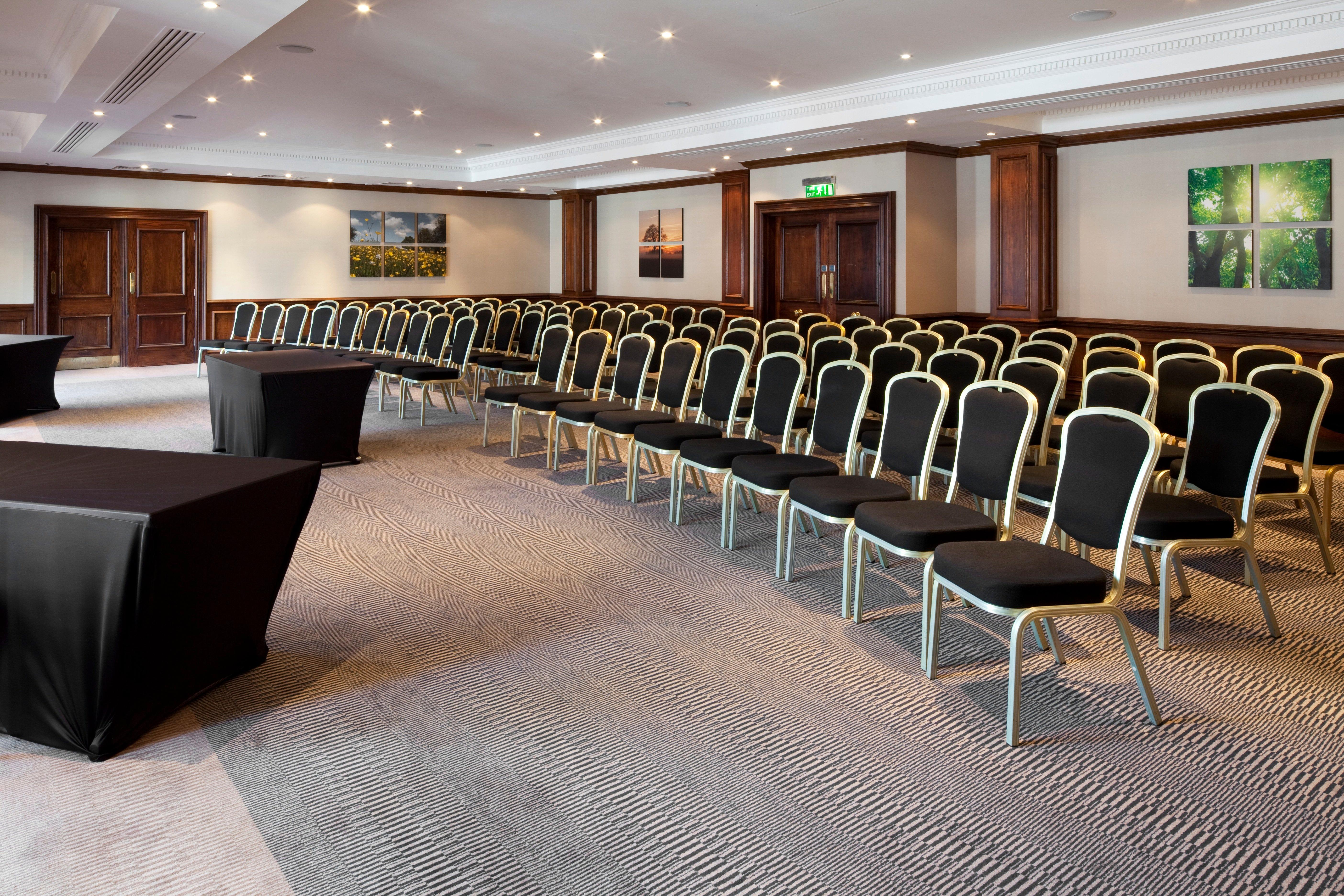Holiday Inn Guildford By Ihg Kültér fotó