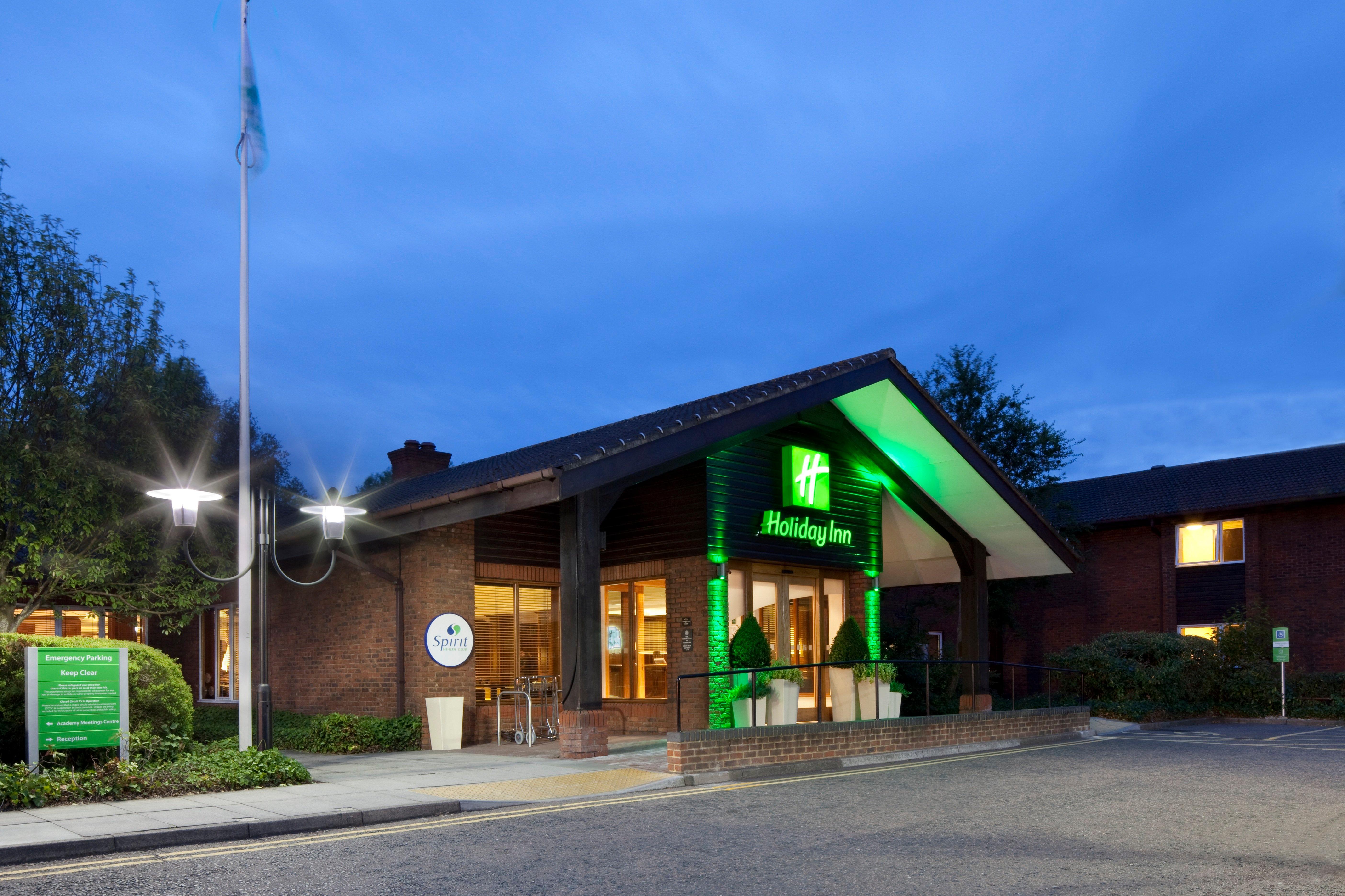 Holiday Inn Guildford By Ihg Kültér fotó