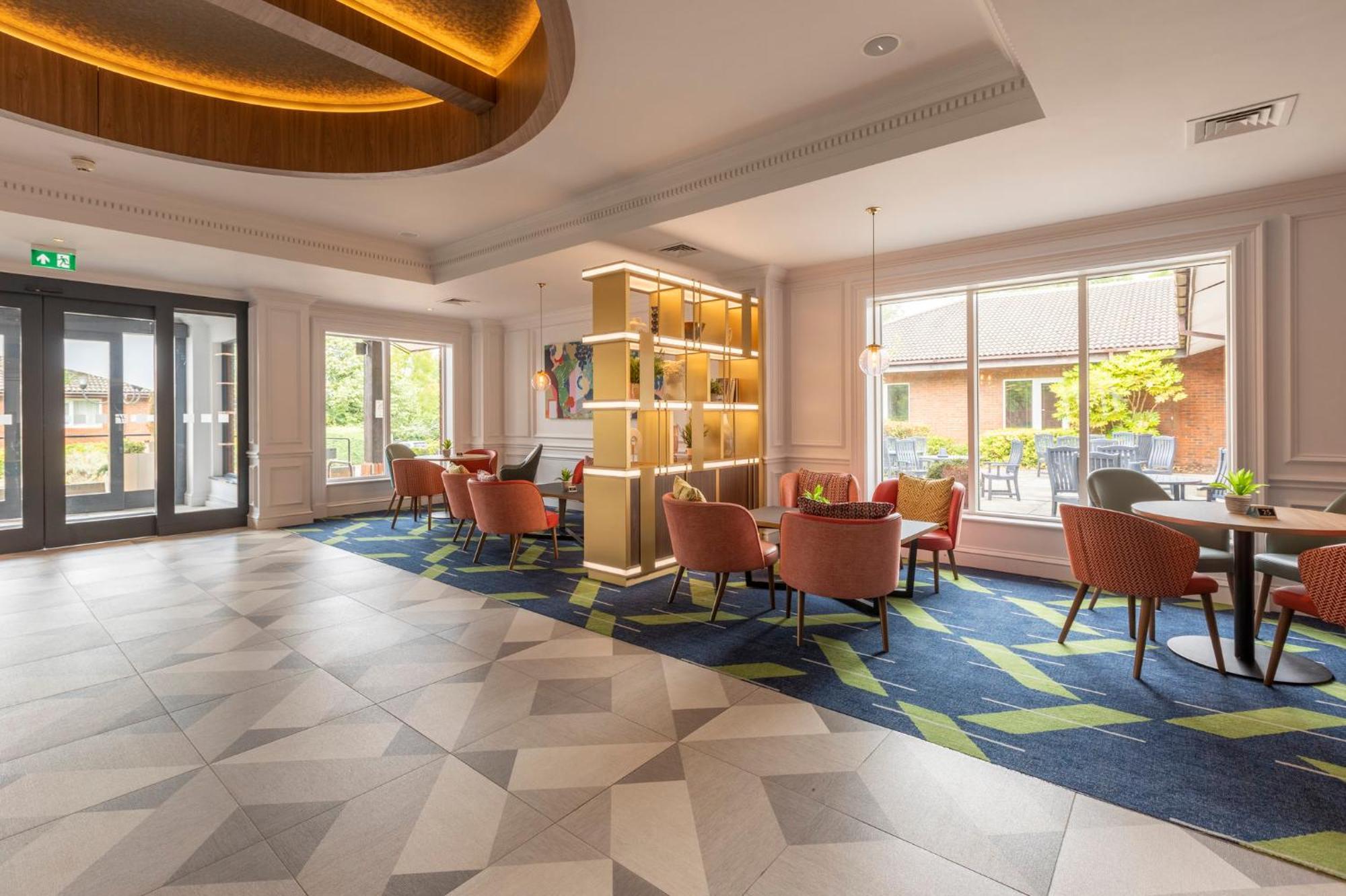 Holiday Inn Guildford By Ihg Kültér fotó